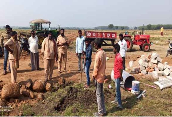 అర్హులైన ప్రతి ఒక్క పేదవానికి గృహ కల్పనే సీఎం జగన్ ద్యేయం  :  వైఎస్ఆర్ కాంగ్రెస్ పార్టీ అధ్యక్షుడు వేమా సురేష్ బాబు