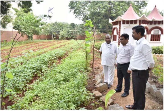 ప్ర‌కృతి సాగు.. ఆరోగ్యానికి సోపానం : జిల్లా క‌లెక్ట‌ర్ ఎస్‌.డిల్లీరావు