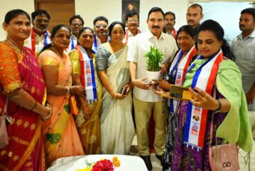 బడుగు, బలహీనవర్గాల ఆశాజ్యోతి ఎమ్మెల్యే సుజనా